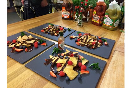 Chocolate Nachos med TABASCO® Habanero sjokolade dip