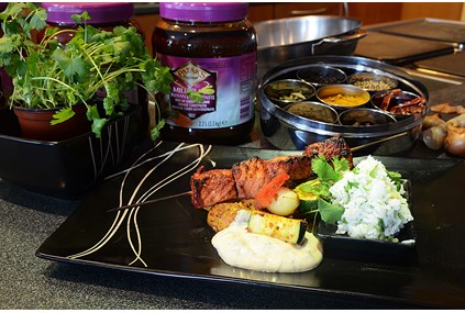 Grillet Tandoorilaks på spyd