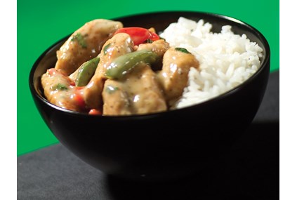 Kylling Thai med satay- og kokosnøttsaus