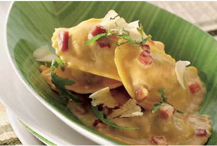 Panzerotti med steinsoppsaus og bacon