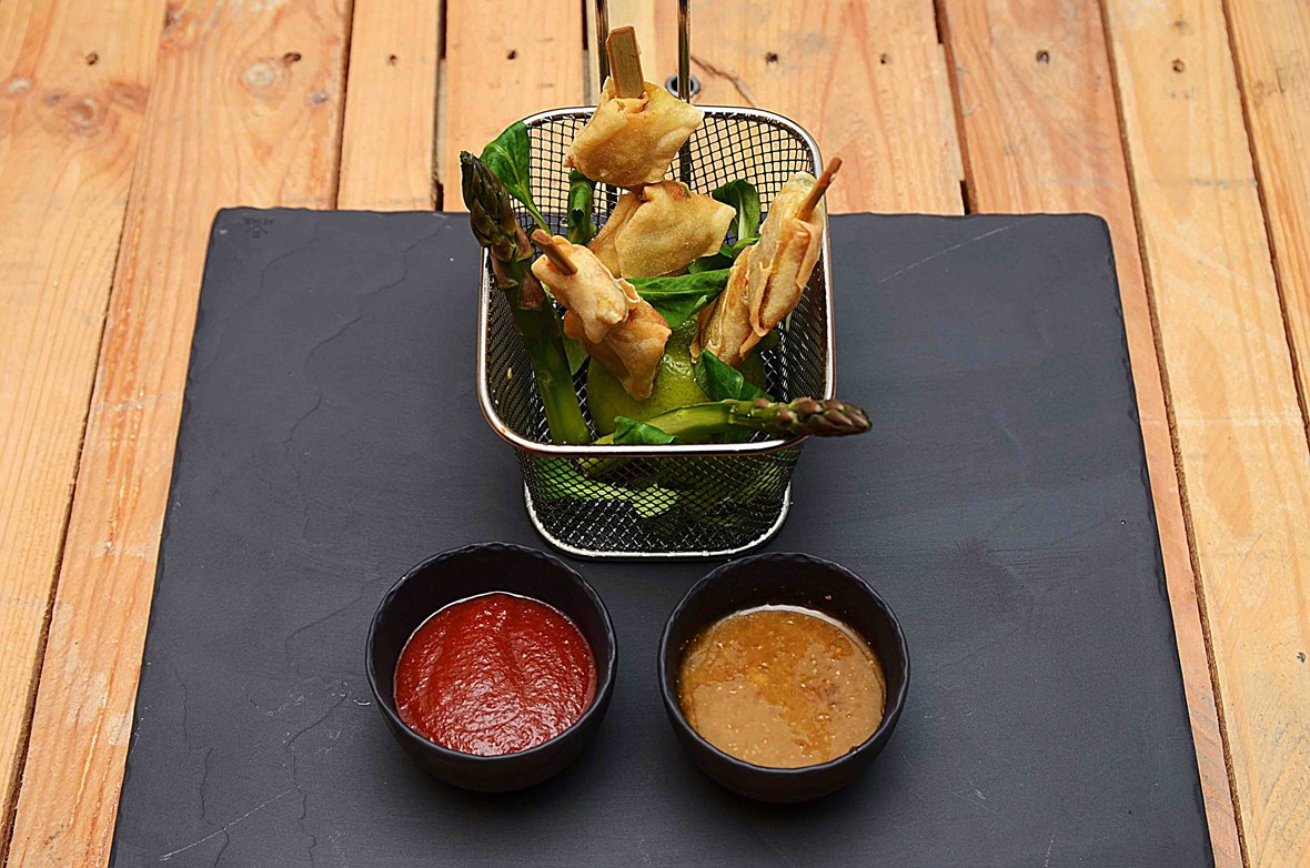 Crudite Thai Veggie sticks og dip