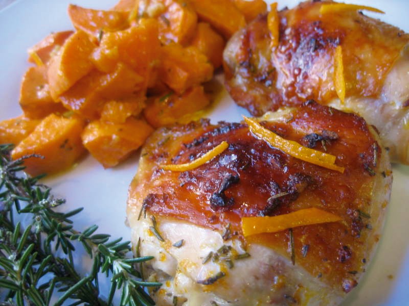 Jerk chicken / pork with spicy sweet potatoes and tropical salsa