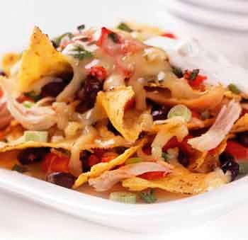 Nachos med ost og salsa