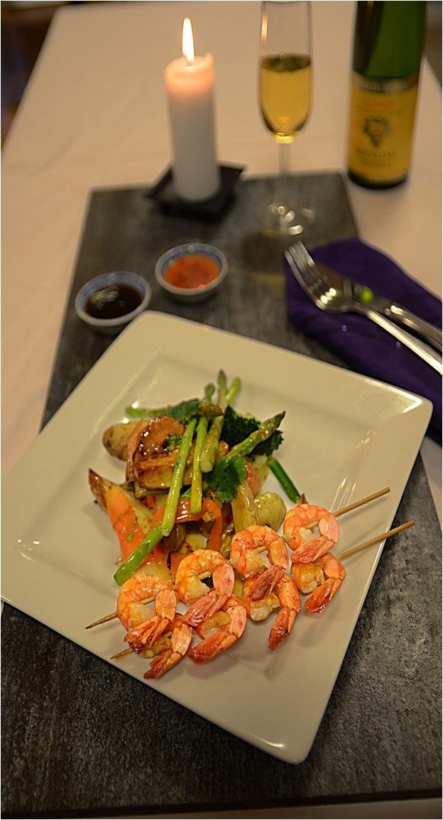 Scampi-spyd & Thai Red Curry med Sweet Chili-grønnsaker