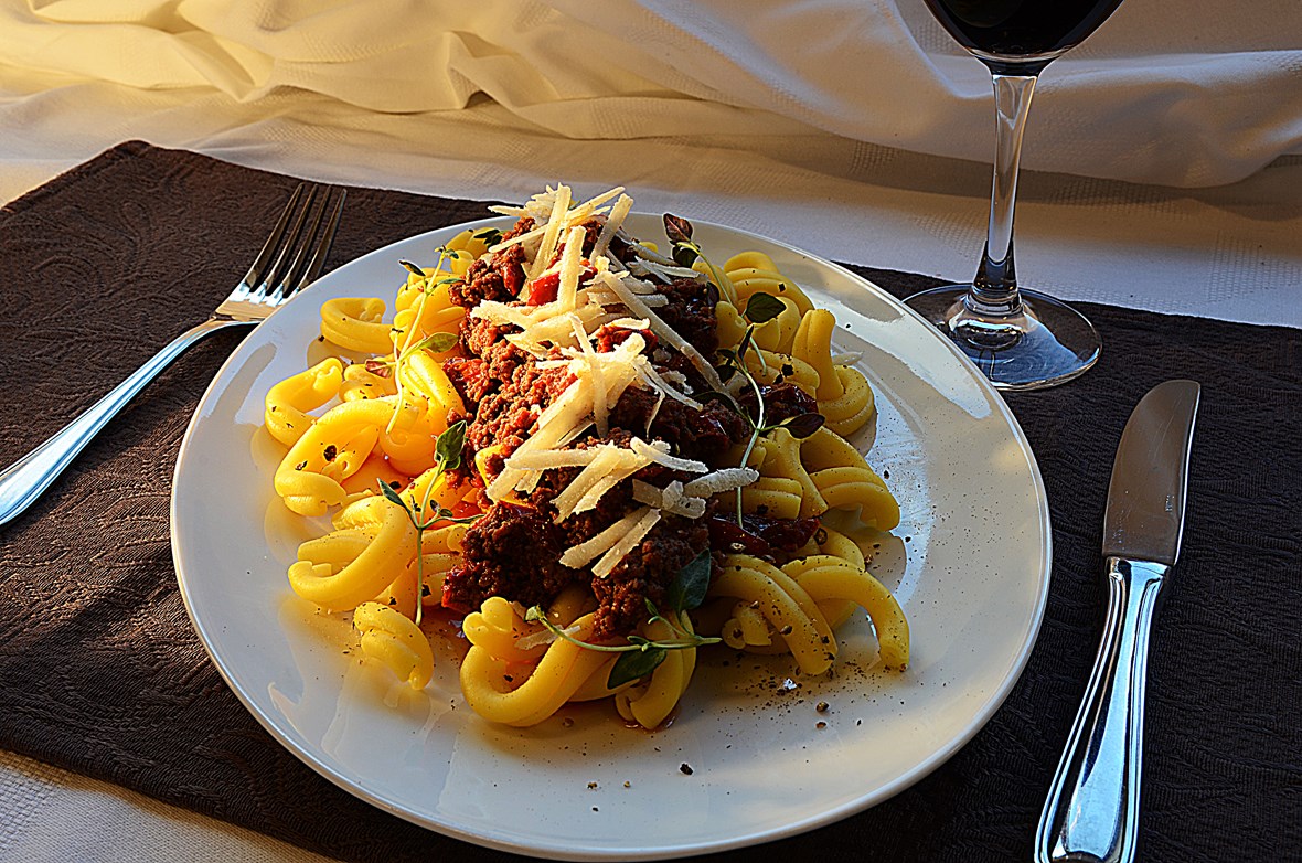 Strozzapretti Bolognaise